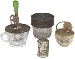 Kitchenware (4), flour sifter, glass w/metal mech, 2: Kitchenware (4), flour sifter, glass w/metal mech, 2 cup glass beater, Androck beater jar & Chocolate Cream Coffee measure, all Exc cond, up to 10"H.