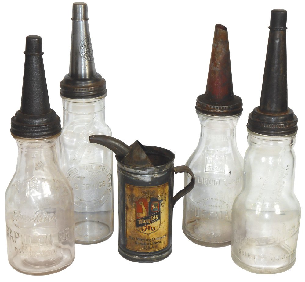 Petroliana, oil bottles & mixing can (5), Standard Oil: Petroliana, oil bottles & mixing can (5), Standard Oil Co.-Ind., Marquette Mfg Co.-St. Paul, Rapid Oiler-Dayton, O. & Huffman Mfg Co.-Dayton embossed bottles w/pour spouts & Maytag Fuel Mixing Can (Go