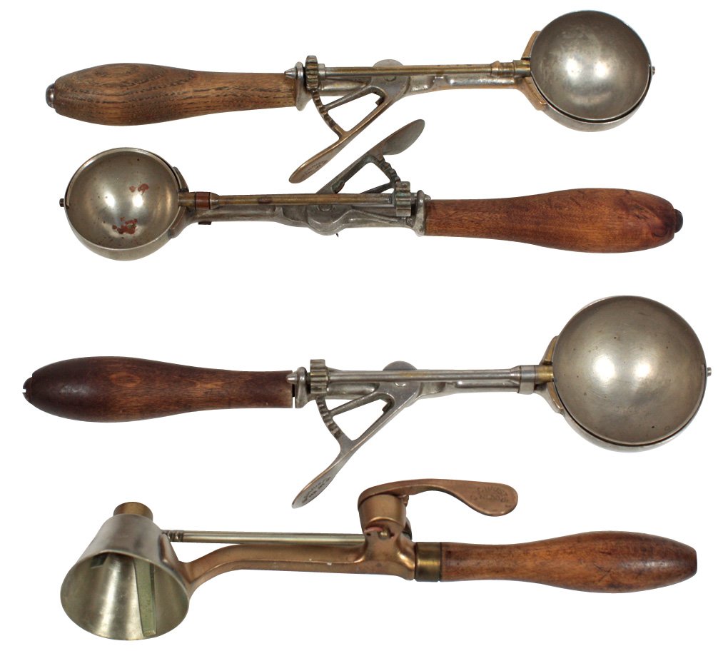 Ice cream scoops (4), Gilchrist's conical No. 33, sz 20;: Ice cream scoops (4), Gilchrist's conical No. 33, sz 20; round No. 31, szs 12, 20 & 24, all nickel-plated brass w/wood handles, VG & Exc cond, 10"-11"L.