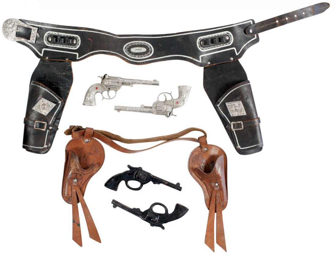 Western toys, lunch box & store display (4), The: Western toys, lunch box & store display (4), The Rifleman lunch box & thermos, Davey Crockett Old Frontier store display w/12 metal pin-back badges, 2 leather double holster sets: Wyandotte Texas JR &