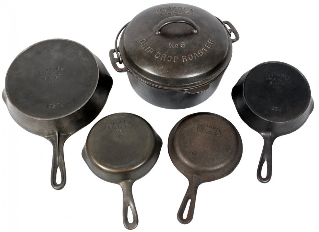 Kitchenware (5), cast iron Wagner Ware No. 8 Drip Drop: Kitchenware (5), cast iron Wagner Ware No. 8 Drip Drop Roaster w/lid, 6" fry pan, #3 & #4 skillets & 1057B skillet, all Exc cond.