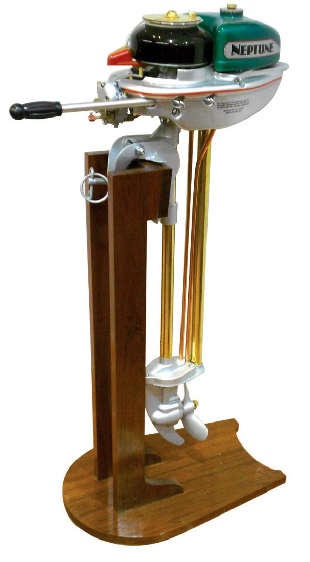 Boat motor, Neptune Outboard, restored in emerald green