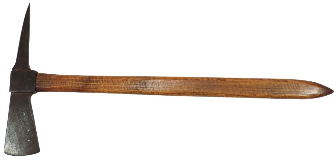 Native American fighting spike axe, a major killing: Native American fighting spike axe, a major killing weapon used during the Revolutionary War Period (1764-1789) by Native American tribes, shown in Lar Hothem's book, "Early Indian Trade Relics", Exc 