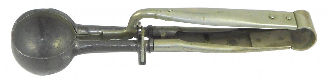 Ice cream dipper, Bolig Mfg. Co., Pat Oct 6, 1908, (1 of 1)