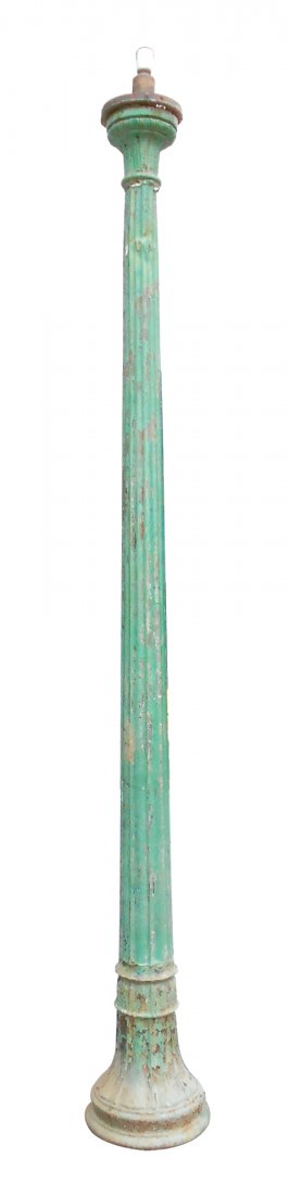 Petroliana, gas station light pole, heavy cast iron, VG (1 of 1)