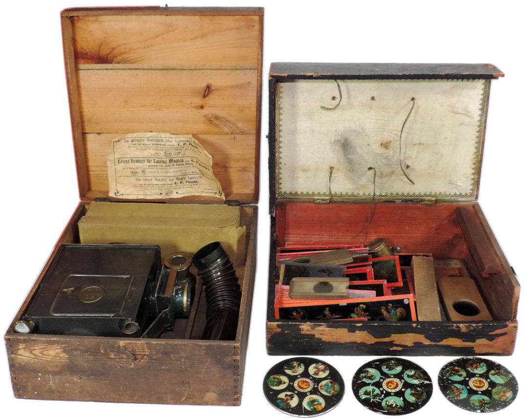 Photography (2), Magic Lantern in orig hinged wood box (1 of 1)