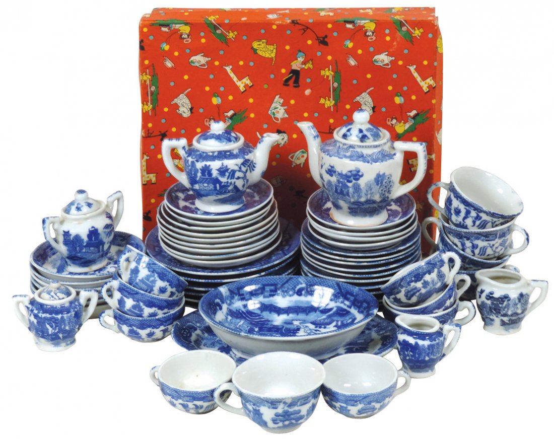 Children's dishes (2), 45 pcs of Blue/White ceramic (1 of 1)