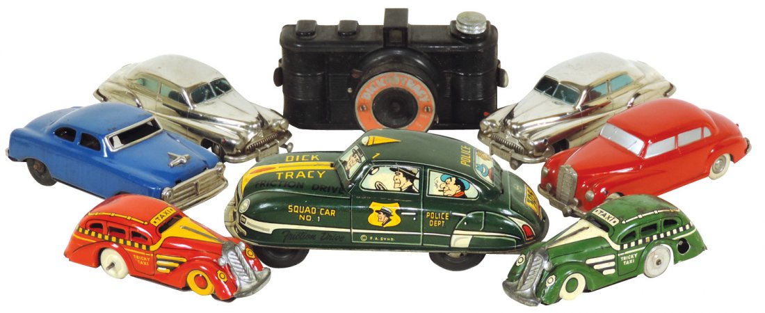 Toy cars & camera (8), Marx Dick Tracy police car, (1 of 1)