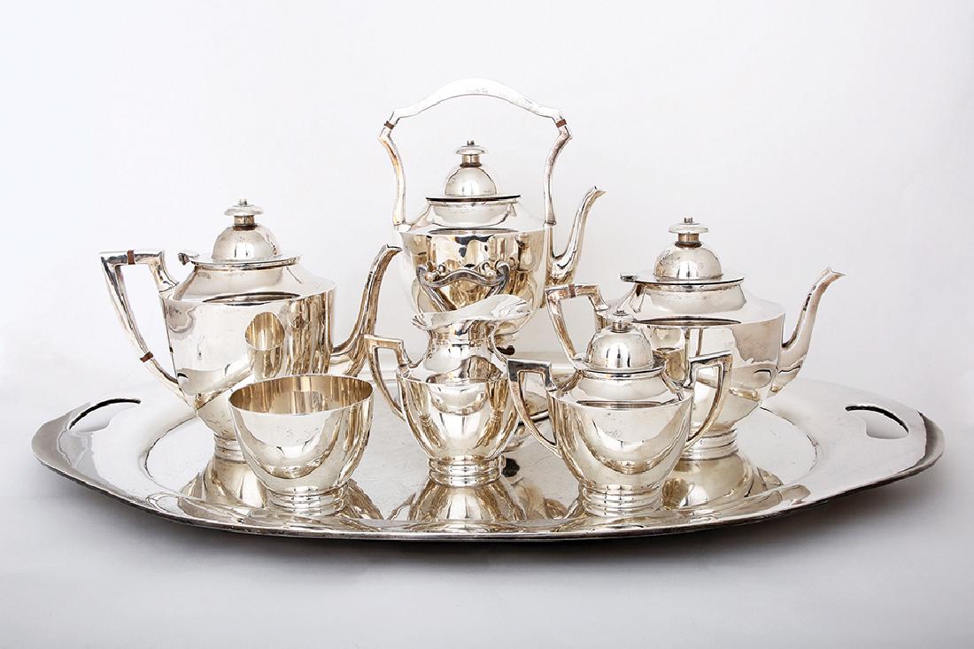 A MEXICAN STERLING SILVER COFFEE AND TEA SET