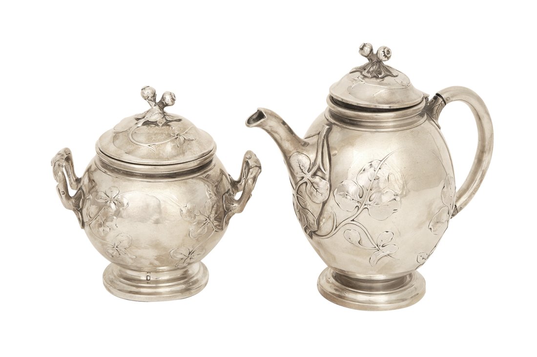 AN ART NOUVEAU FRENCH SILVER TEAPOT AND SUGAR BOWL WITH LID (1 of 1)