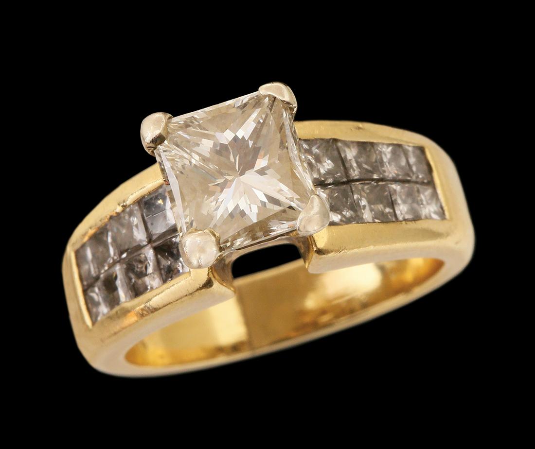 AN 18K GOLD RING (1 of 1)