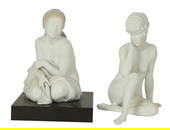 A LOT OF 2 PORCELAIN FIGURINES
