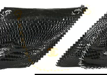 CHANEL FLAP VINTAGE SHOULDER BAG