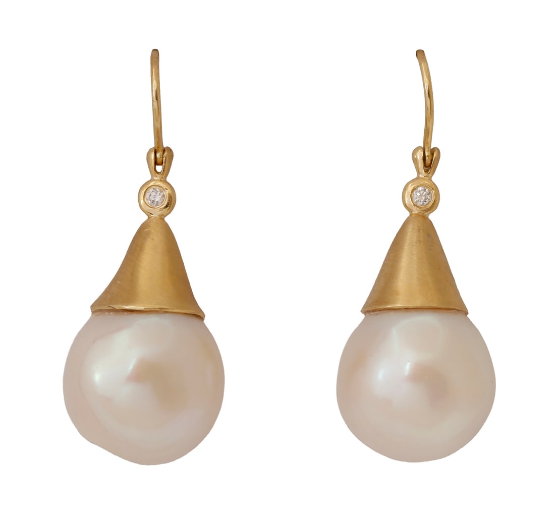 14K GOLD EARRINGS (1 of 2)