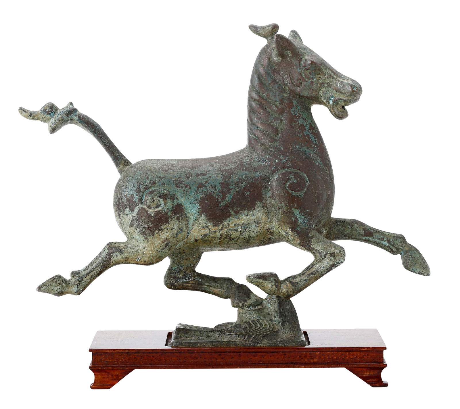 FLYING HORSE OF GANSU – CHINESE BRONZE SCULPTURE (1 of 2)
