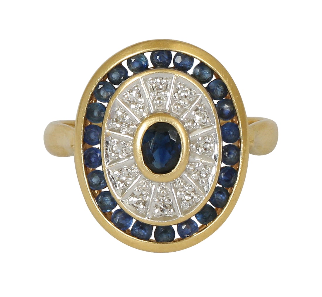 18K GOLD RING (1 of 3)