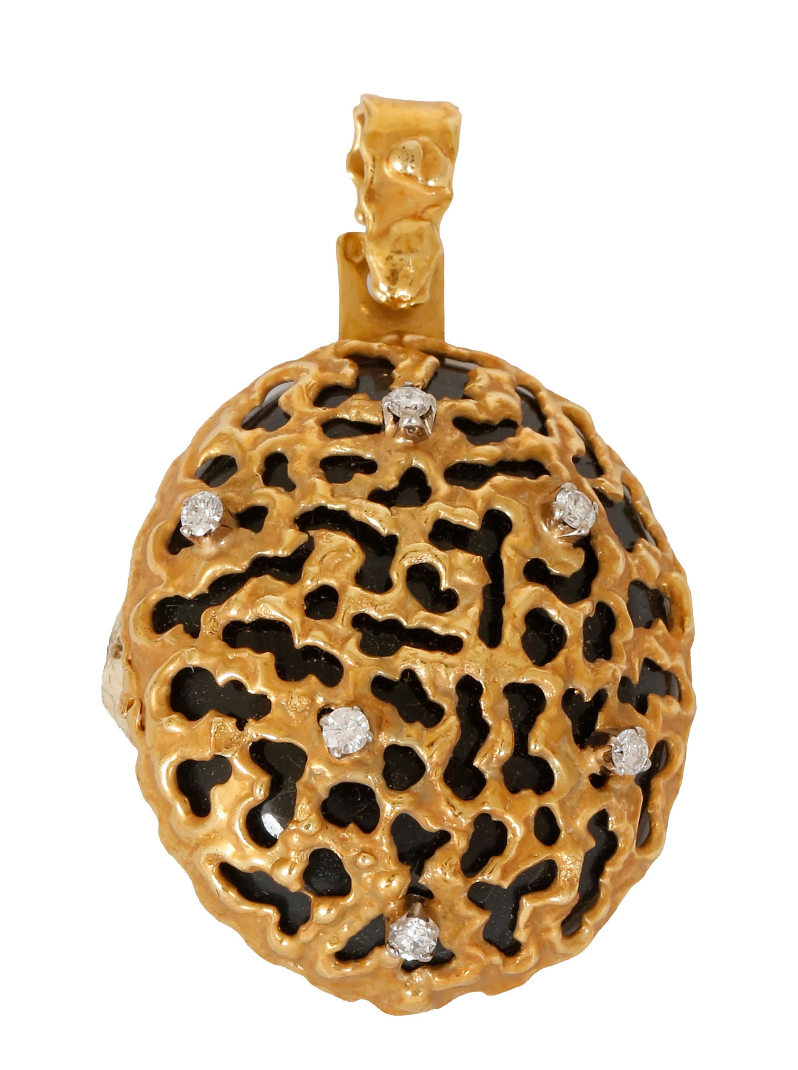 18K GOLD PENDANT: Onyx decorated with a beautiful Gold element and set with 6 diamonds. Length approx. 5 cm. Weight approx. 20 grams.