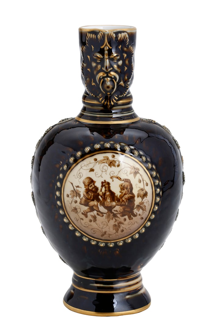 KPM BERLIN. GERMAN PORCELAIN JUG (1 of 5)