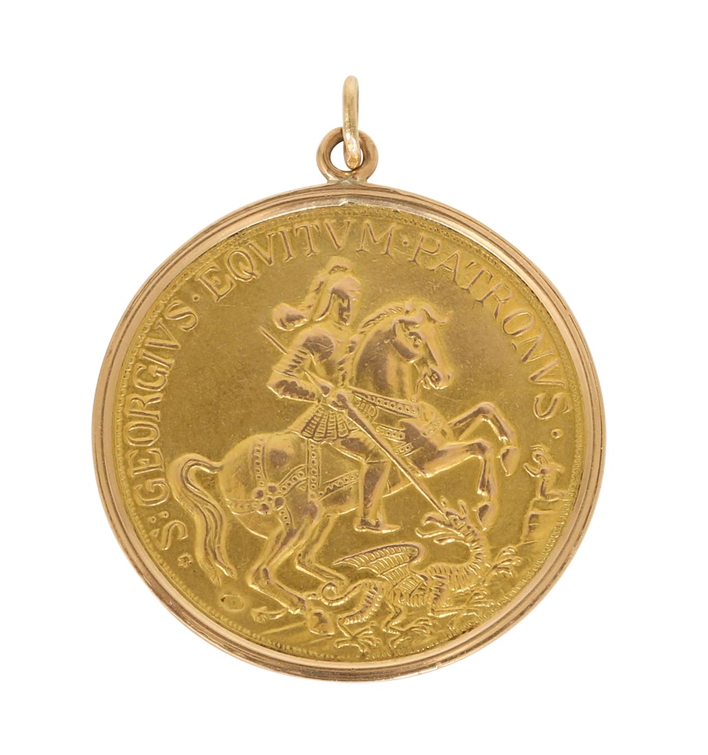 GOLD MEDAL: 14K Gold frame with an 18K Gold English medal in the center. Weight approx. 12 grams.