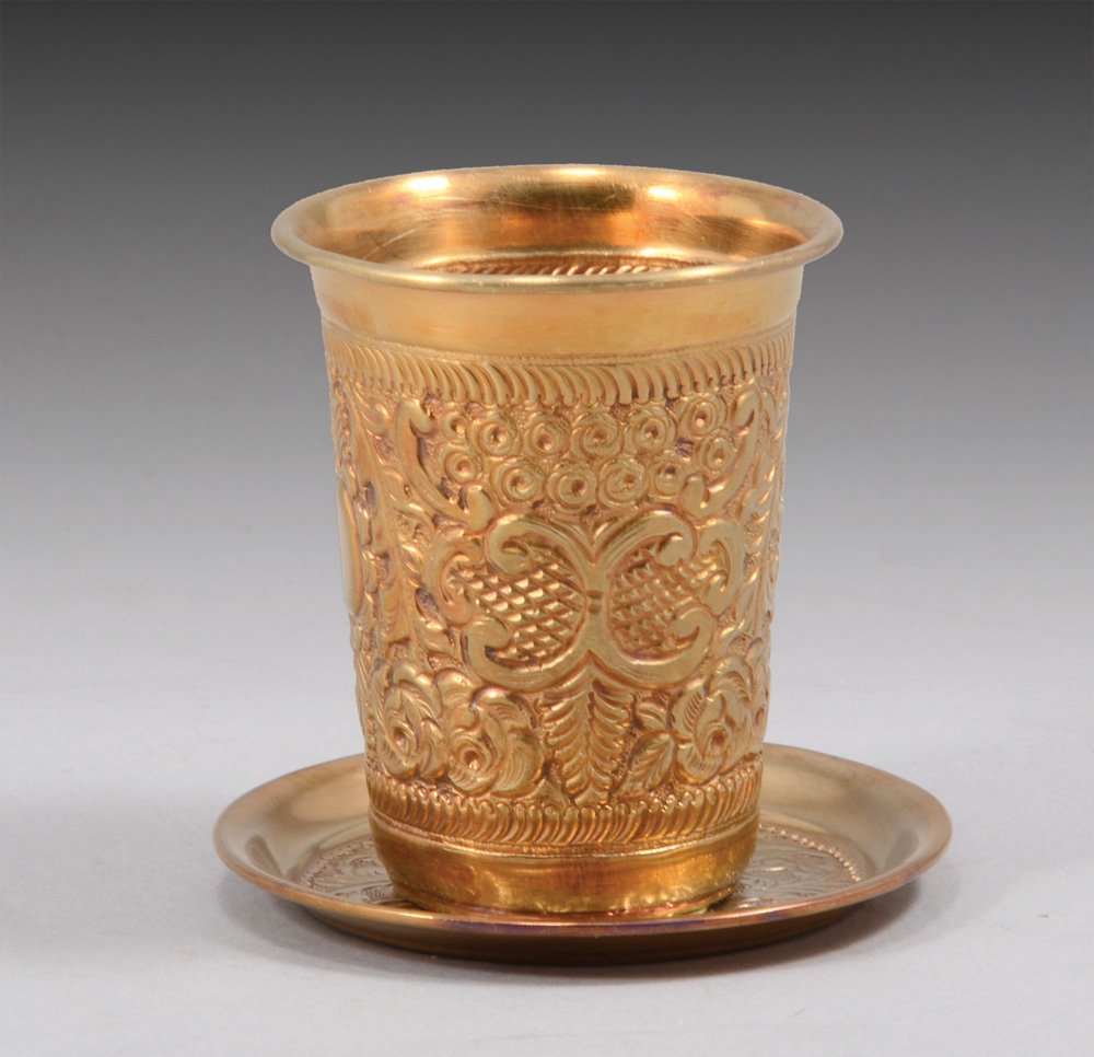 A 14 K GOLD KIDDUSH CUP WITH SAUCER (1 of 1)