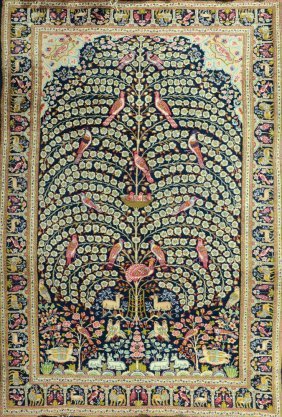 OLD PERSIAN ISFAHAN RUG (1 of 1)