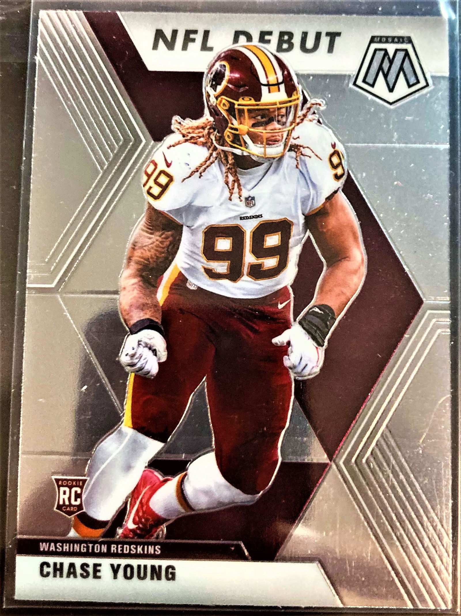 2020 Panini Mosaic NFL Debut Chase Young #272 Rookie (1 of 2)