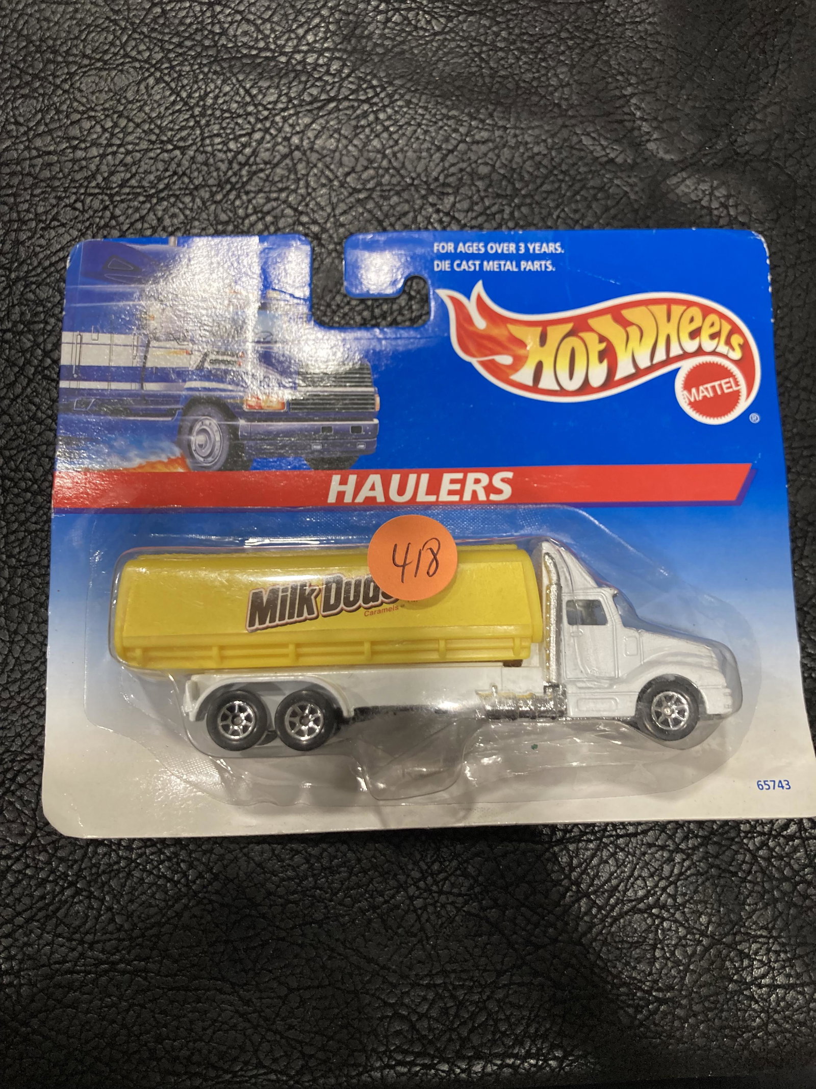 1996 Vintage Hot Wheels Haulers Milk Duds Candy: 1996 Vintage Hot Wheels Haulers Milk Duds Candy Collector #65743 Mattel New