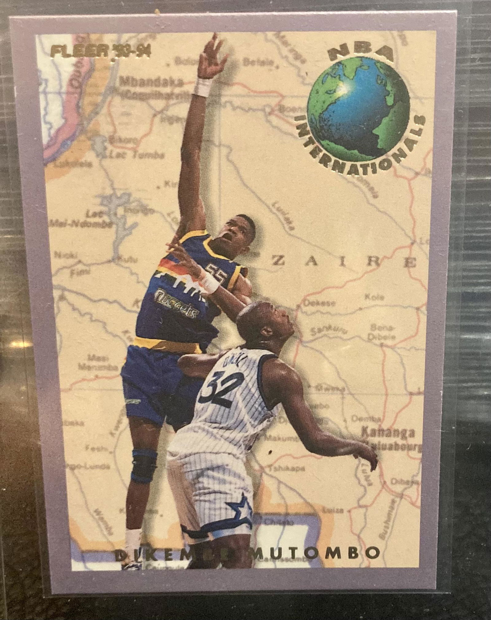 Dikembe Mutombo 1993-94 Fleer Nba Internationals #7 (1 of 2)