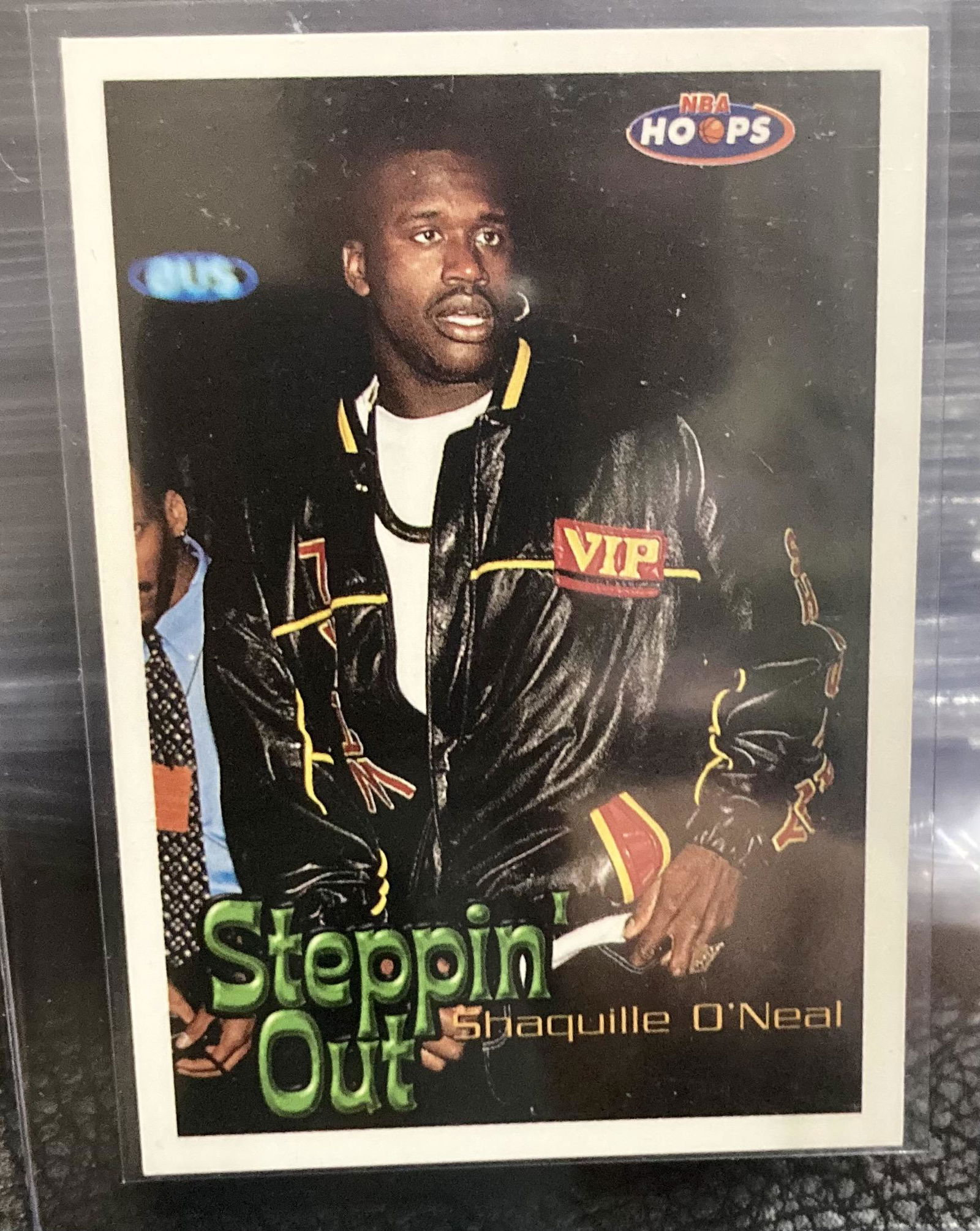 1998-99 Hoops Shaquille Shaq O'neal Steppin Out Card: 1998-99 Hoops Shaquille Shaq O'neal Steppin Out Card #164 Los Angeles Lakers