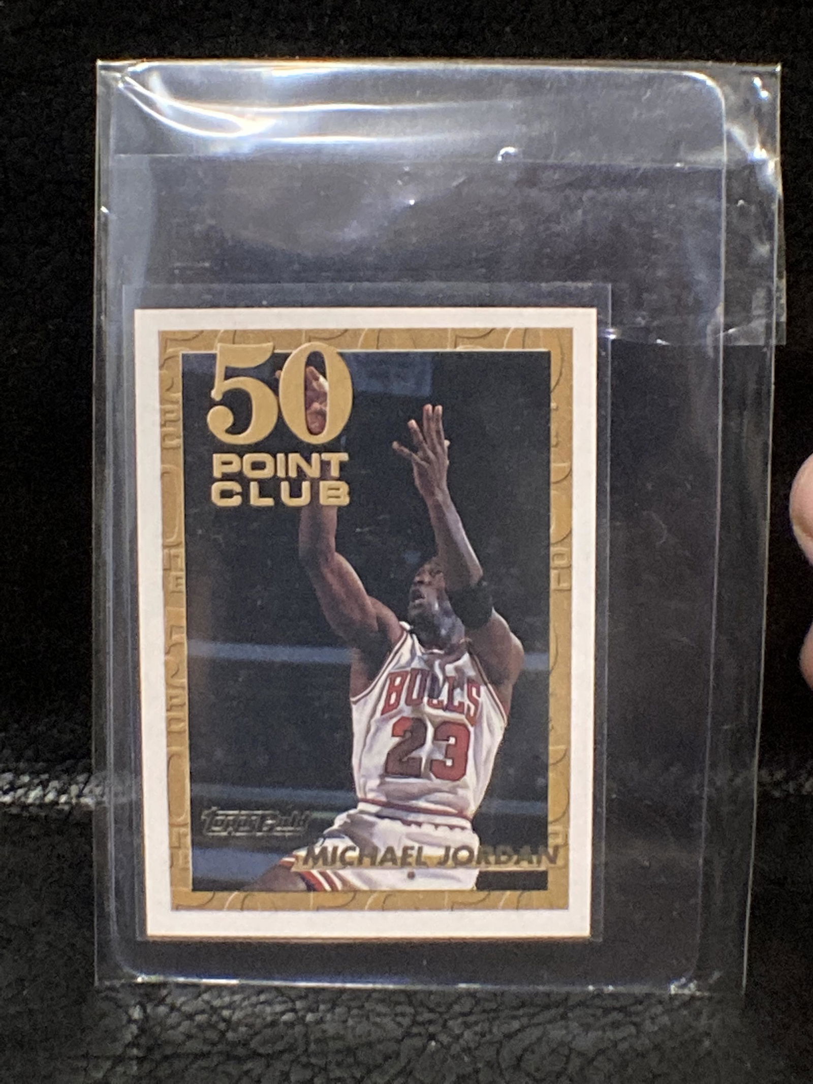 Michael Jordan 1993-94 Topps 50 Point Club Gold #64 Bul (1 of 2)