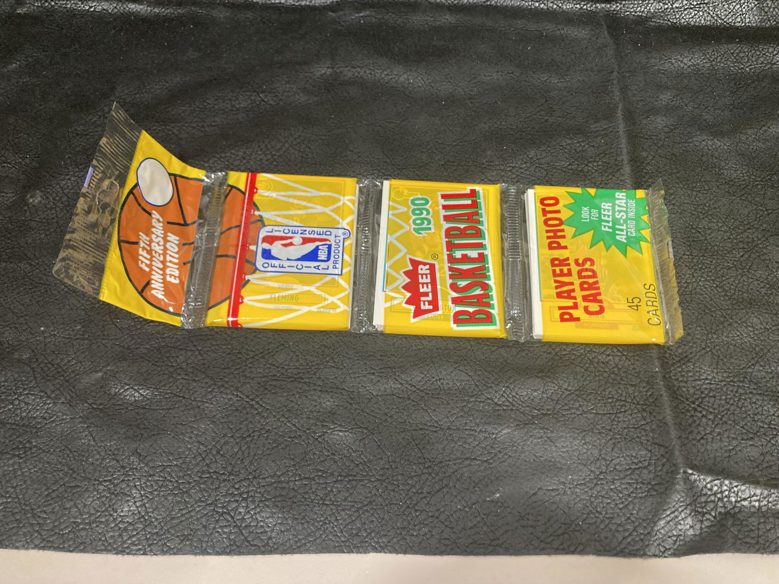 Hakeem Olajuwon 1990-91 Fleer Basketball Sealed Rack (1 of 3)