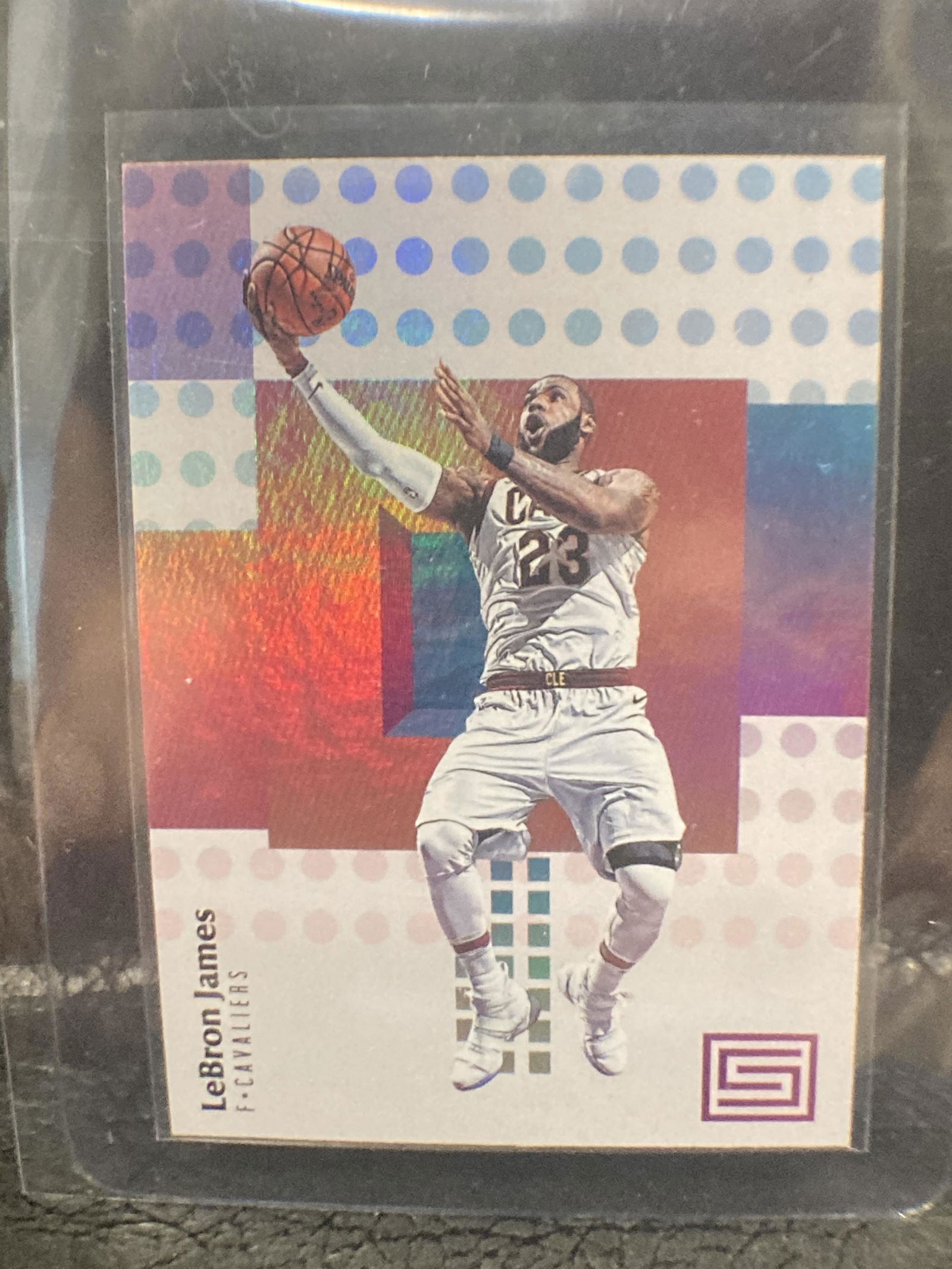 2017-18 Panini Status Aqua Lebron James #28 (1 of 2)