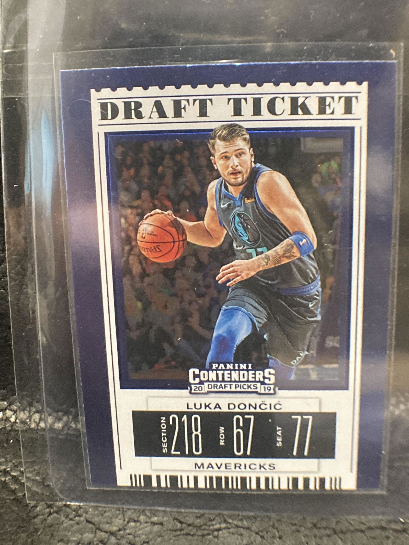 Luka Doncic 2019 Panini Contenders Nba Card Mavs (1 of 2)