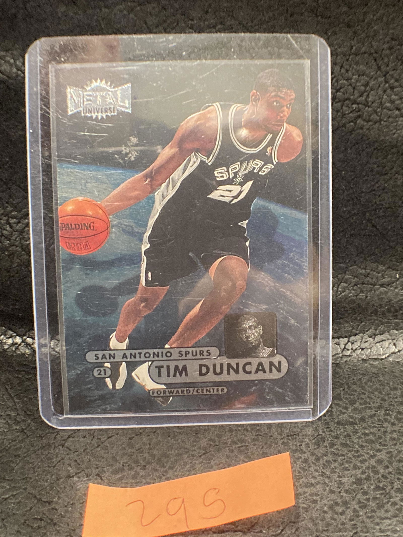 TIM DUNCAN 1997-98 Metal Universe #72 Rookie Card San (1 of 2)