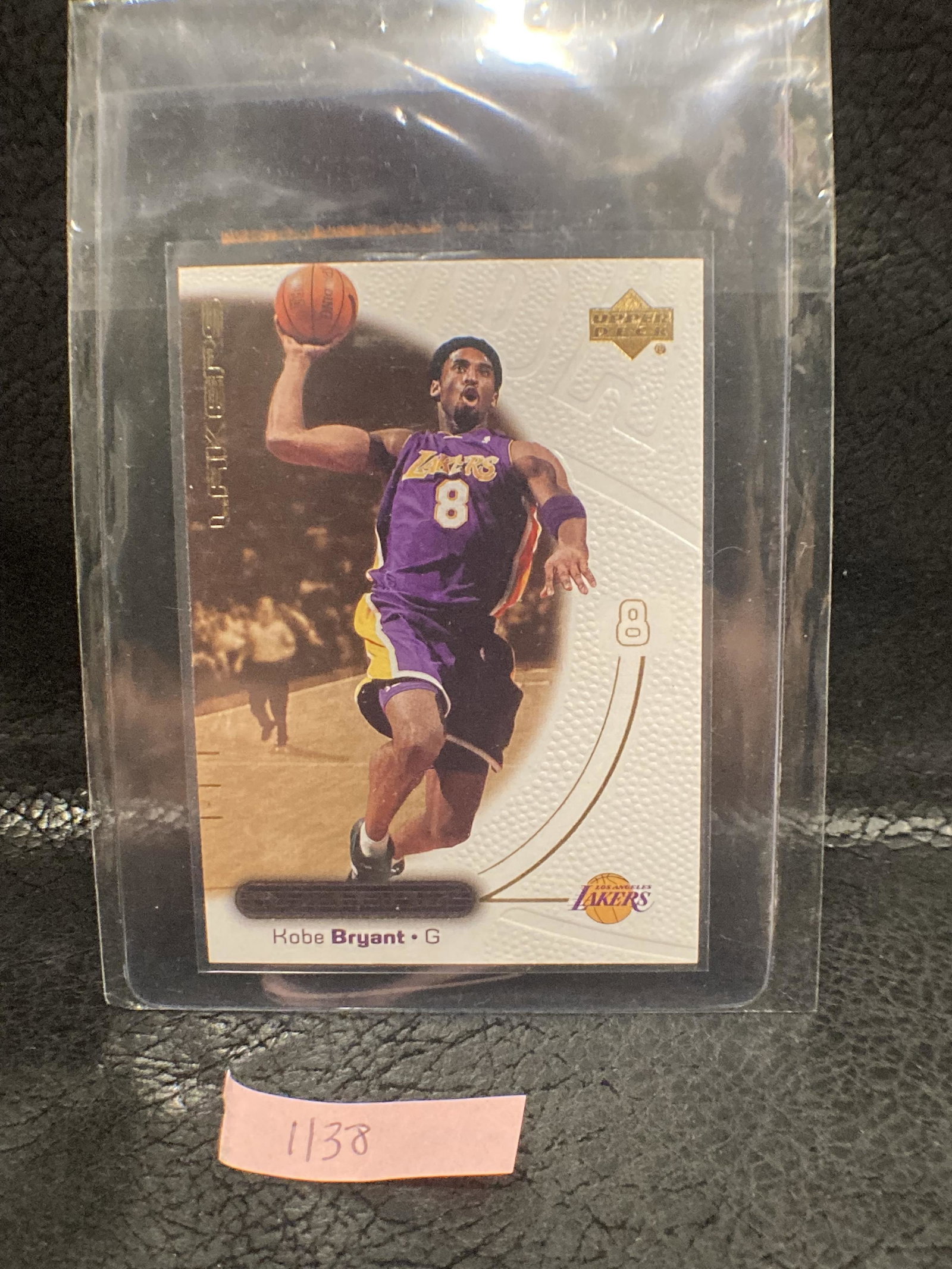 Kobe Bryant 2000 Upper Deck Ovation Gold Foil #26 (1 of 2)