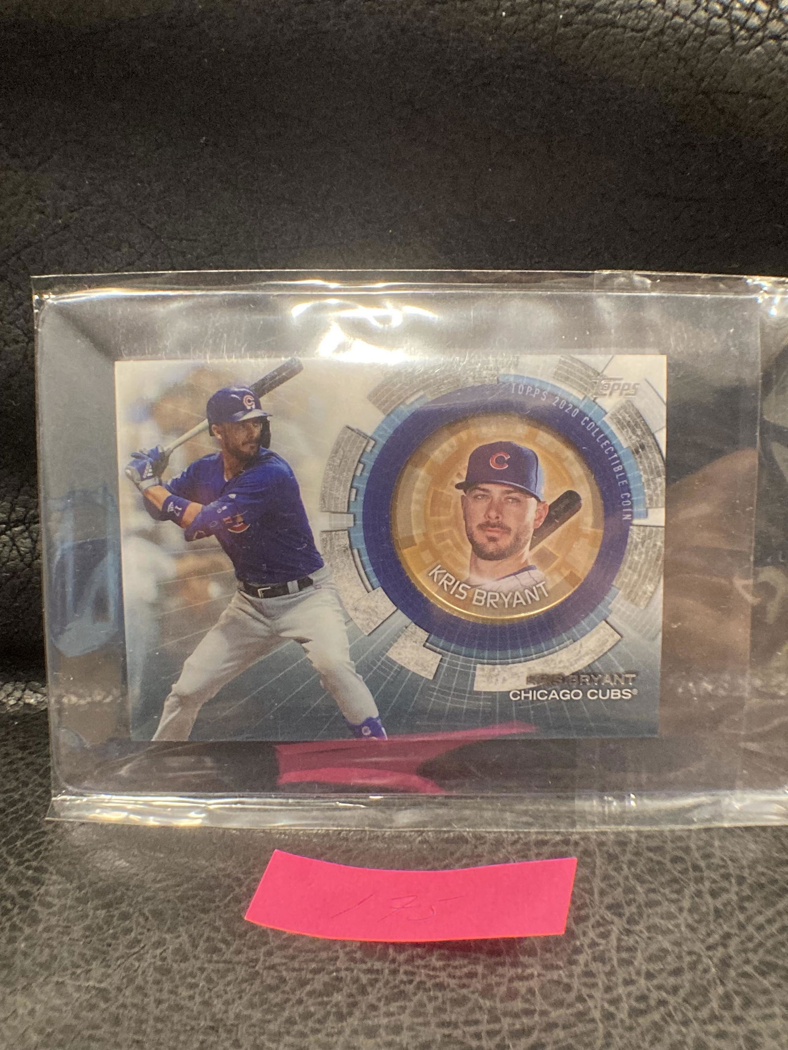 Kris Bryant Commemorative Topps Coin Card 2020 Topps (1 of 2)