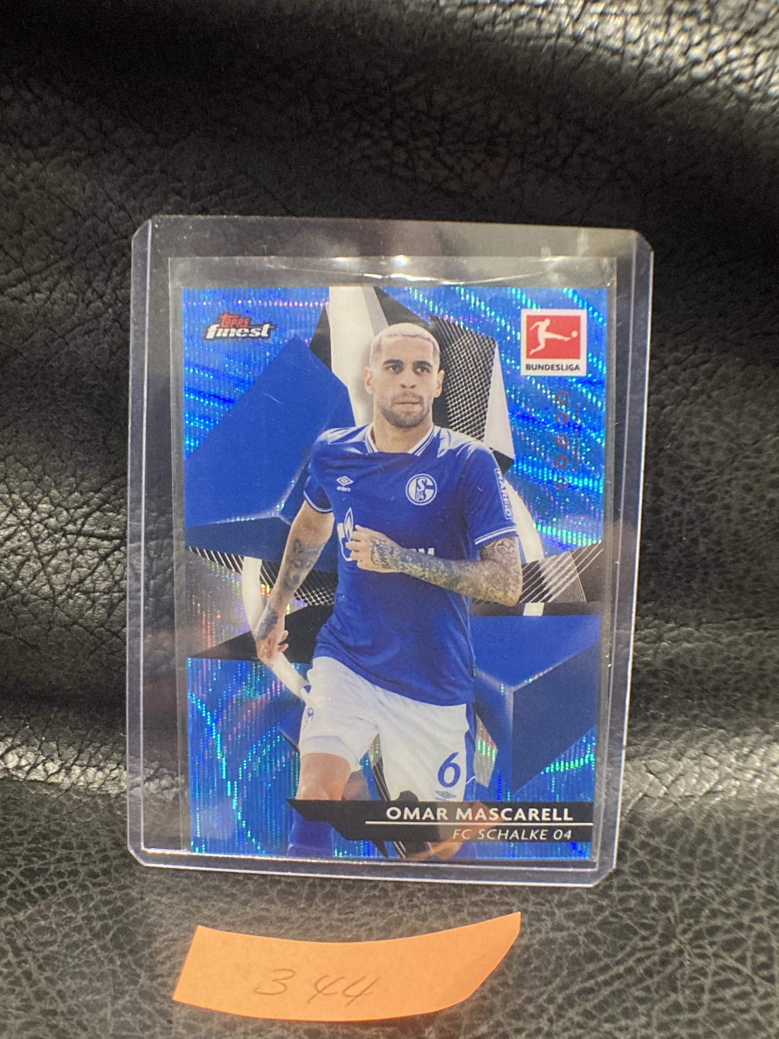 2020-21 Topps Finest Bundesliga Omar Mascarell Blue: 2020-21 Topps Finest Bundesliga Omar Mascarell Blue Wave Refractor /150 Schalke