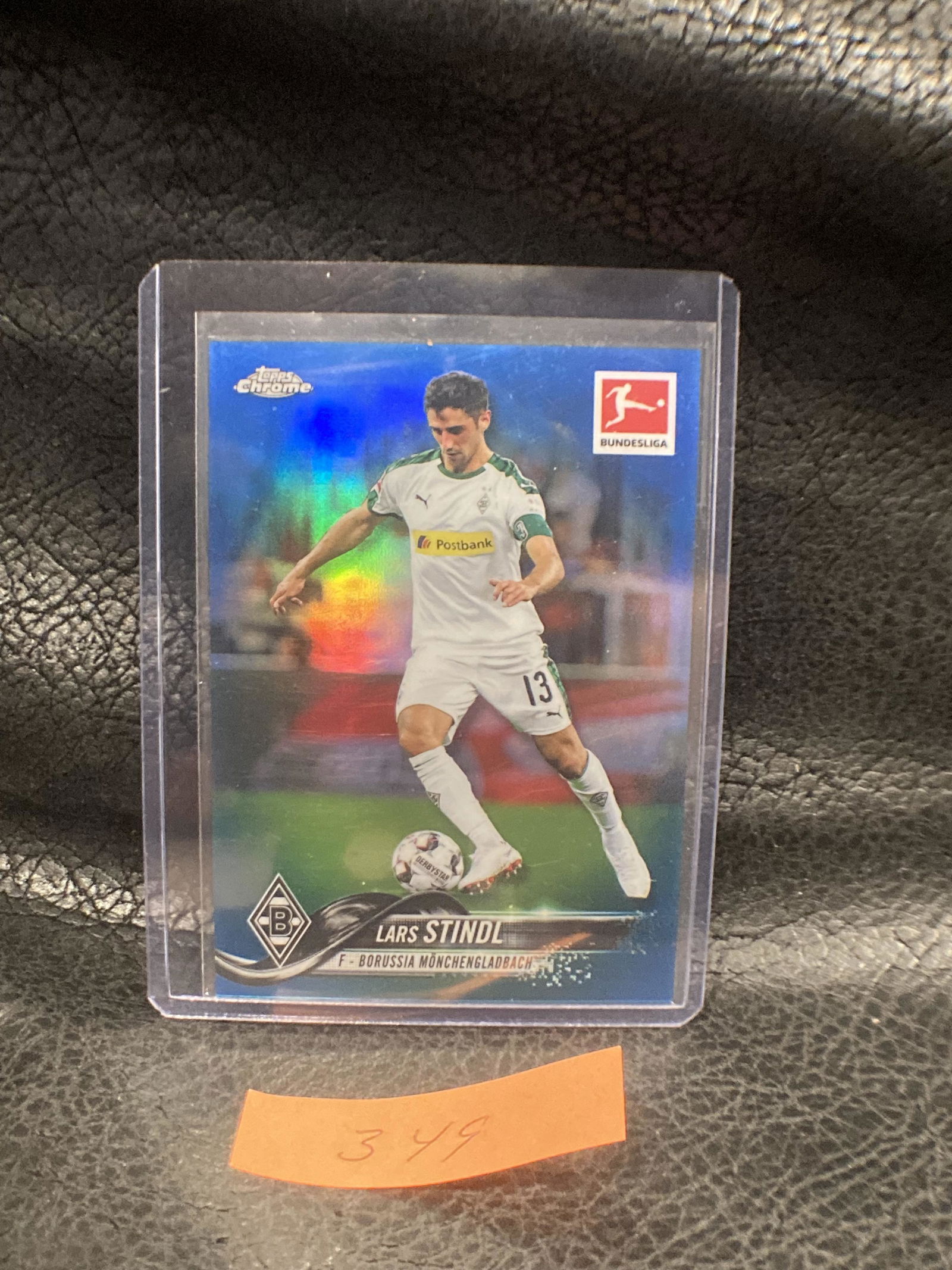 2018-19 Topps Chrome Bundesliga Blue Refractor /199 (1 of 2)