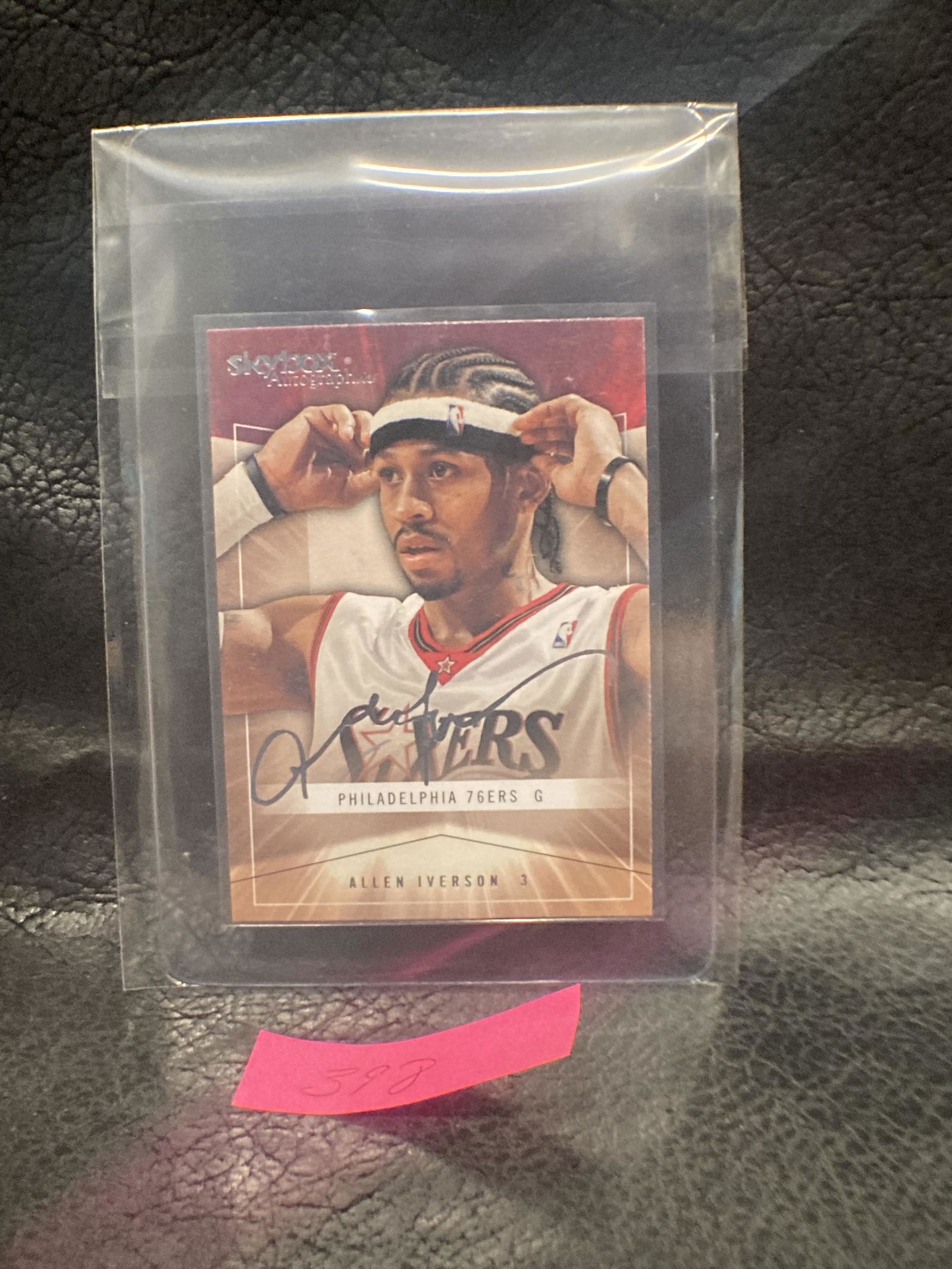 Allen Iverson #52 2004-05 Skybox Autographics Base Card (1 of 2)