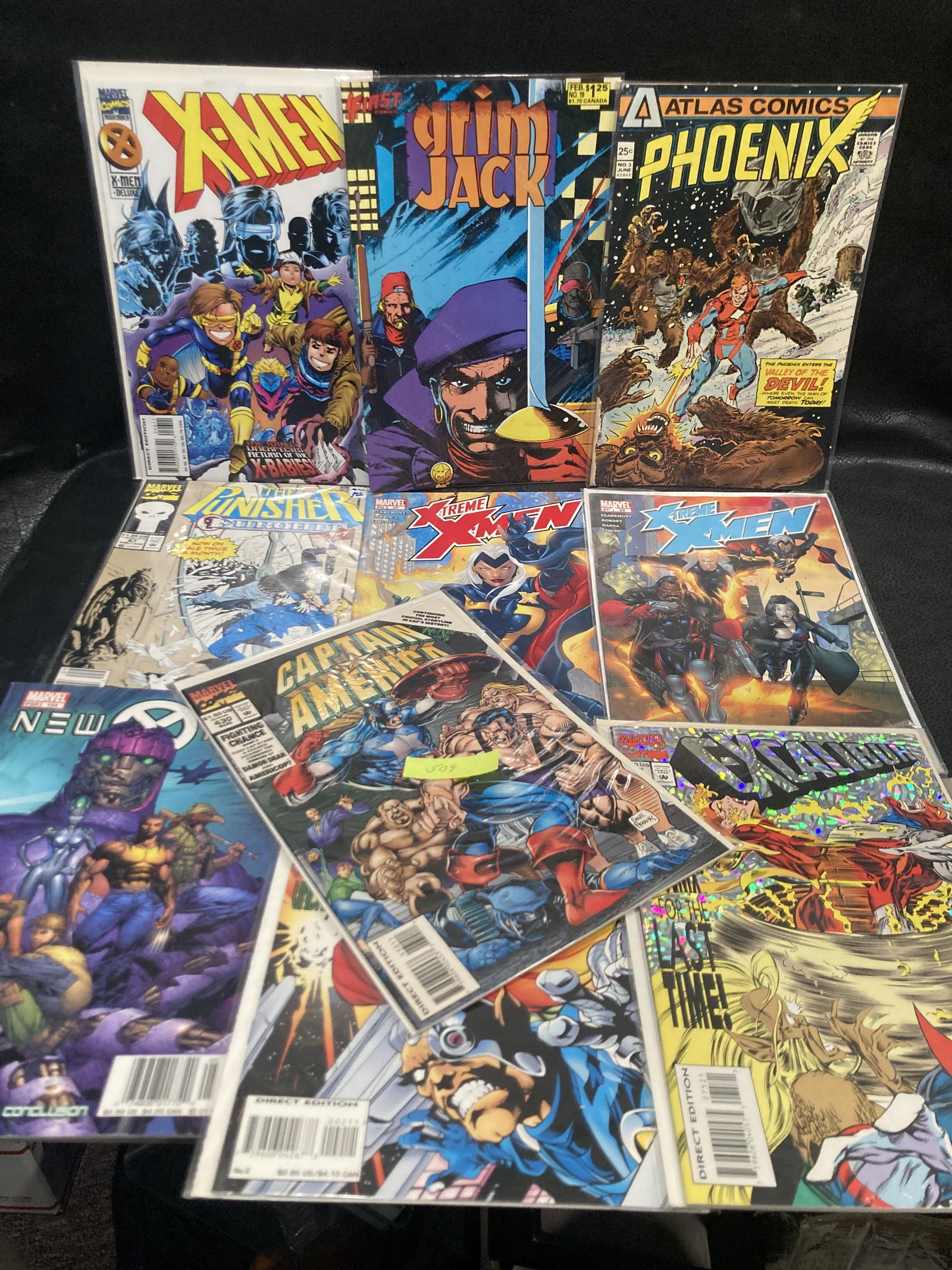 Lot of 10 Comics Various Issues & Dates (1 of 2)