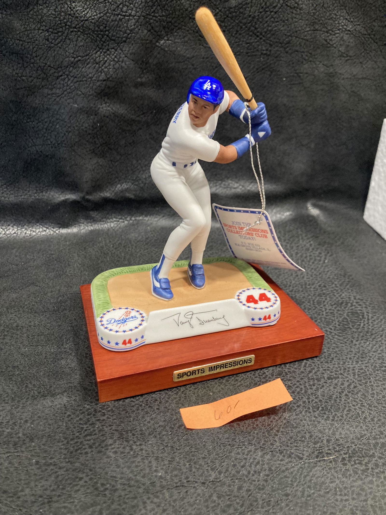 Sports Impressions Limited Figurine Hand Painted (1 of 4)