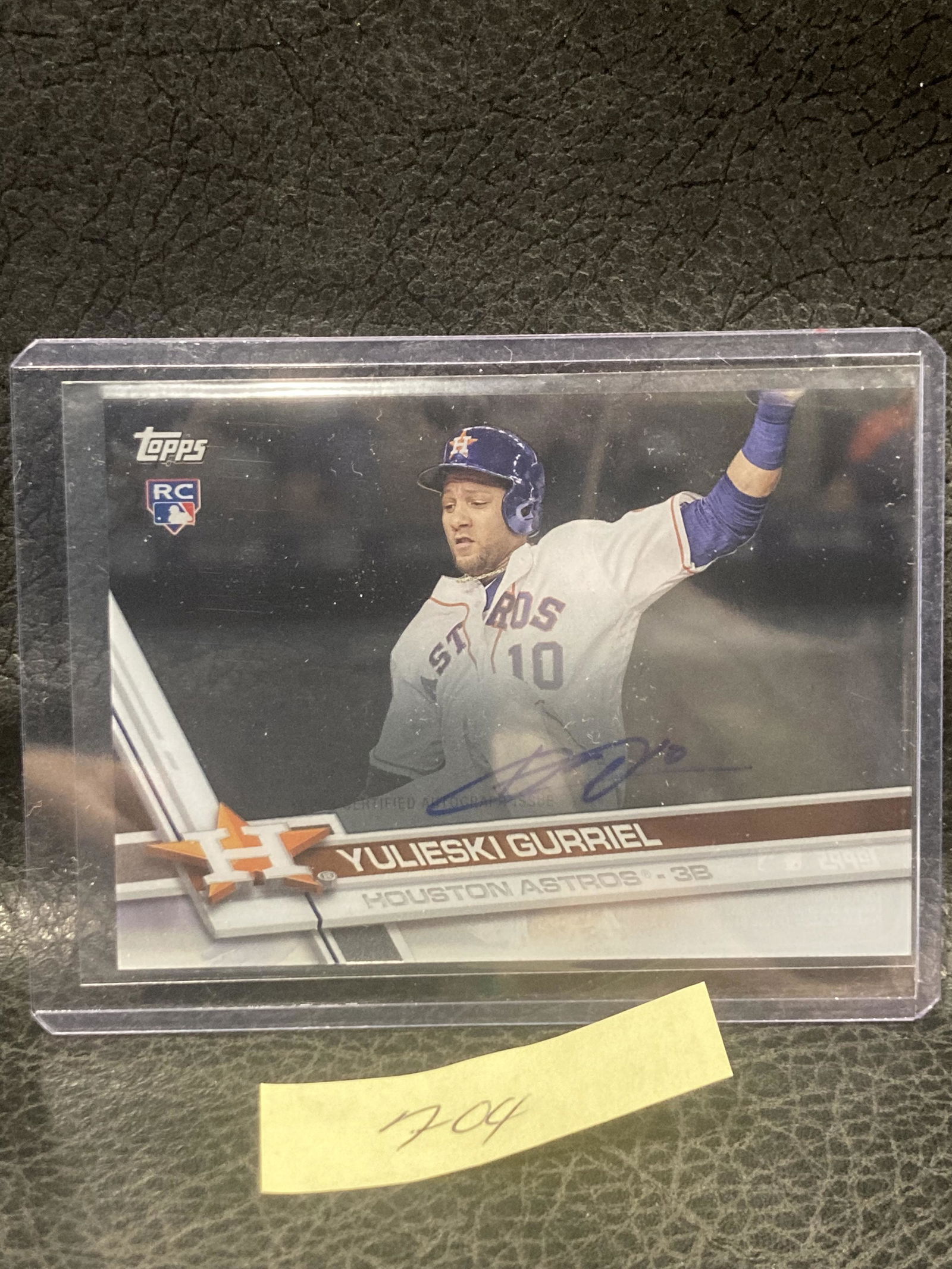 Yulieski Gurriel RC On Card Auto 2017 Topps Clearly (1 of 2)