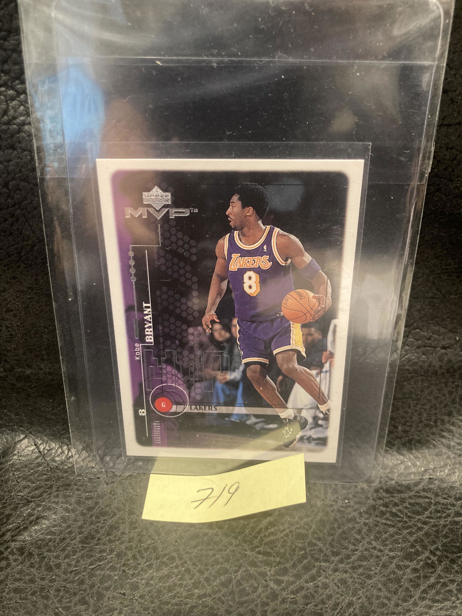 Kobe Bryant 1999-00 Upper Deck MVP Los Angeles Lakers (1 of 2)