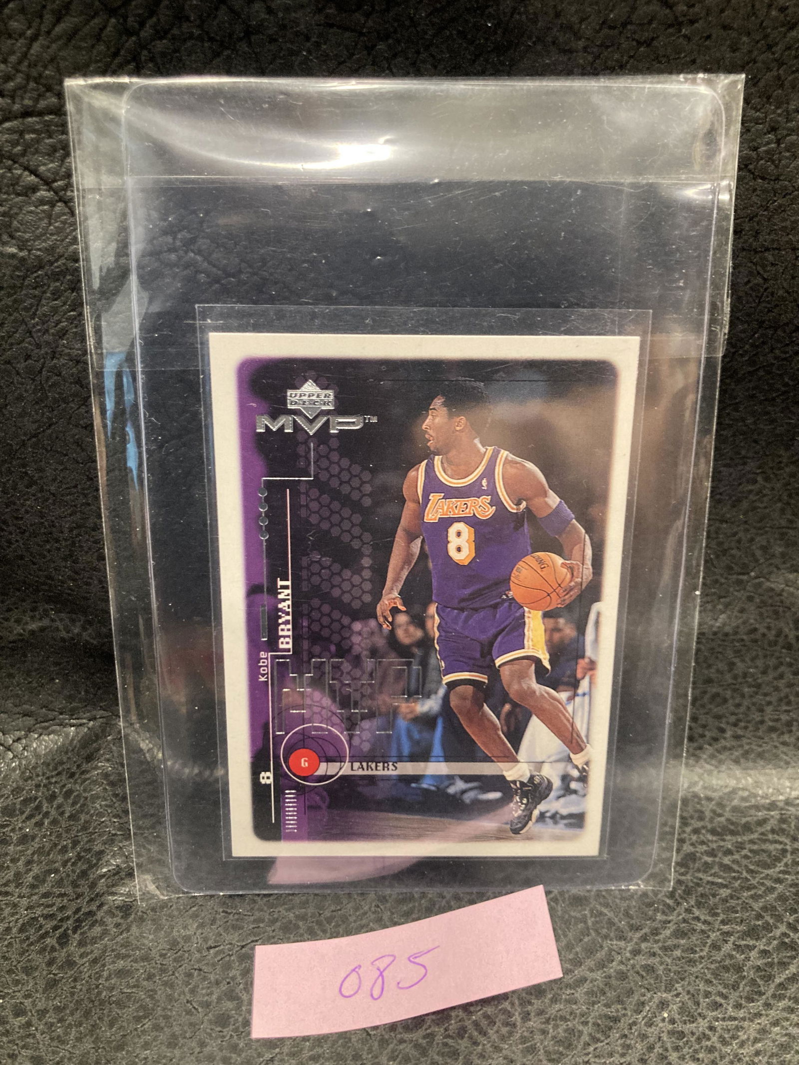 Kobe Bryant 1999-00 Upper Deck MVP #74 LAKERS (1 of 2)