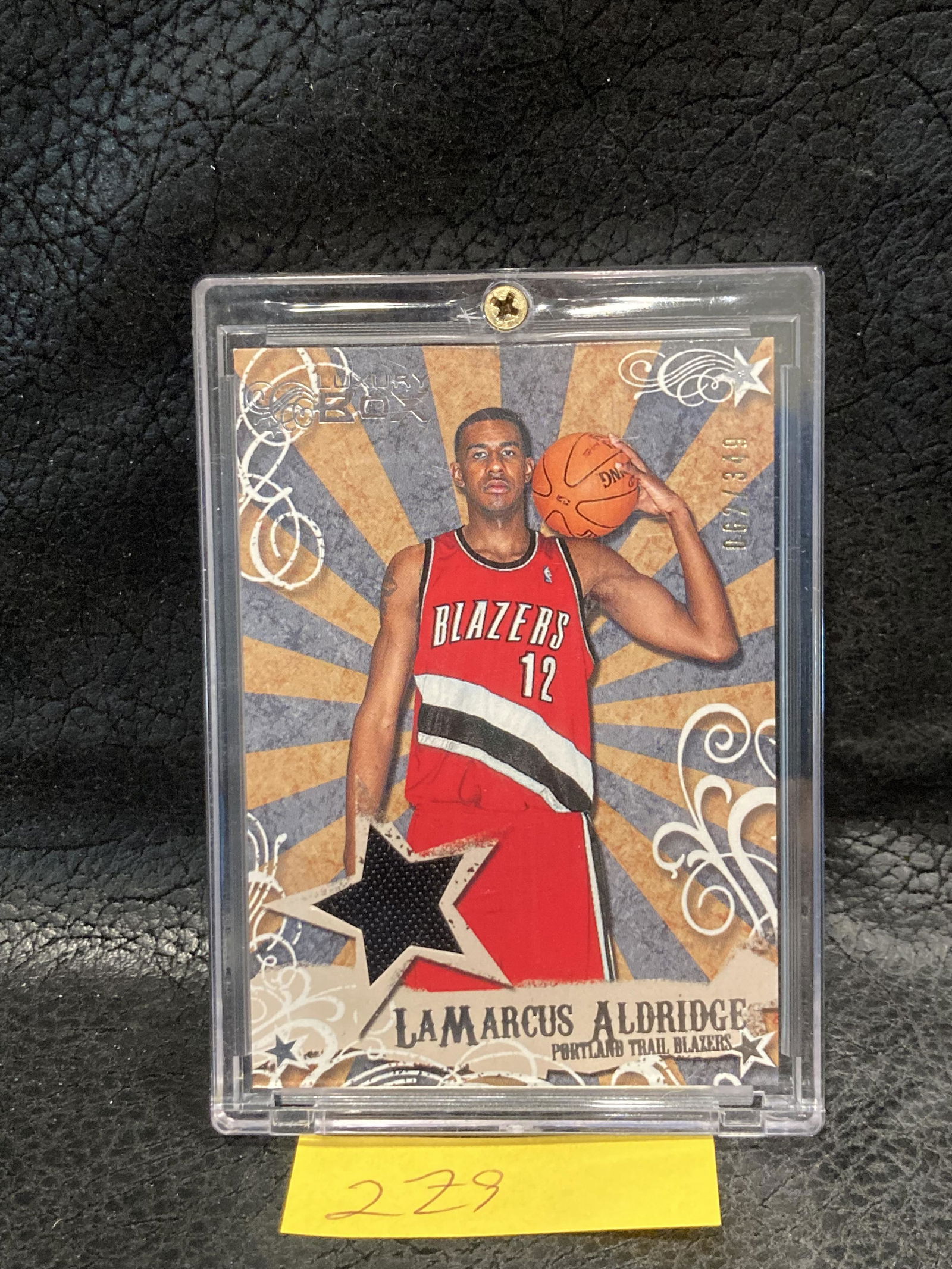 LaMarcus ALDRIDGE 2006-07 /49 Topps Luxury Box (1 of 2)