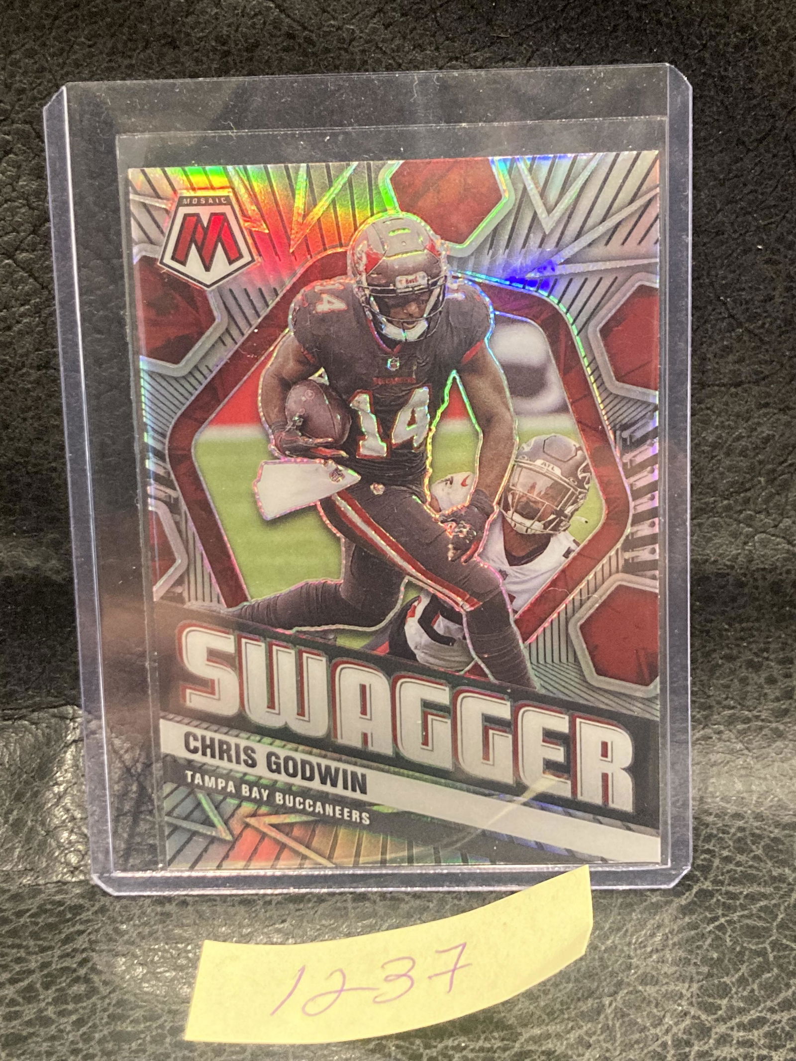 Chris Godwin 2021 Mosaic Football #SWAG12 Swagger (1 of 2)