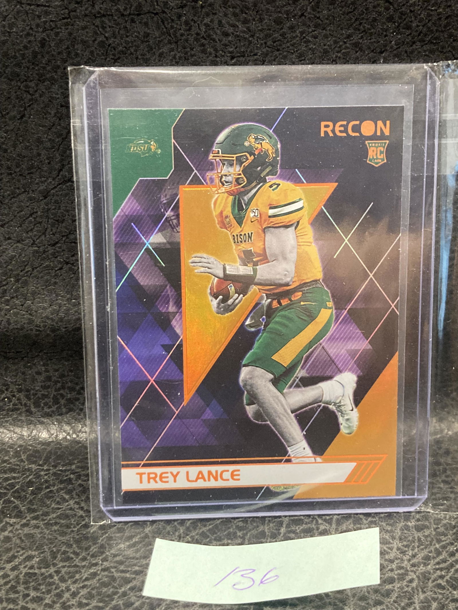 Trey Lance 2021 Rookie Rc Chronicles Recon Draft Picks 49ers (1 of 2)