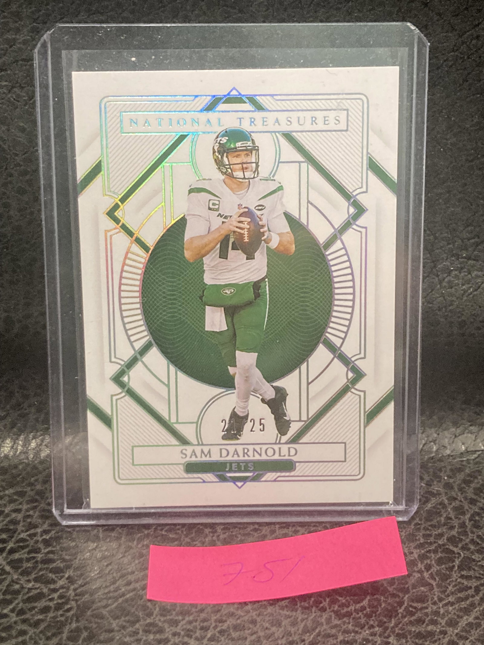 Sam Darnold 2020 National Treasures /25 New York Jets: Sam Darnold 2020 National Treasures /25 New York Jets
