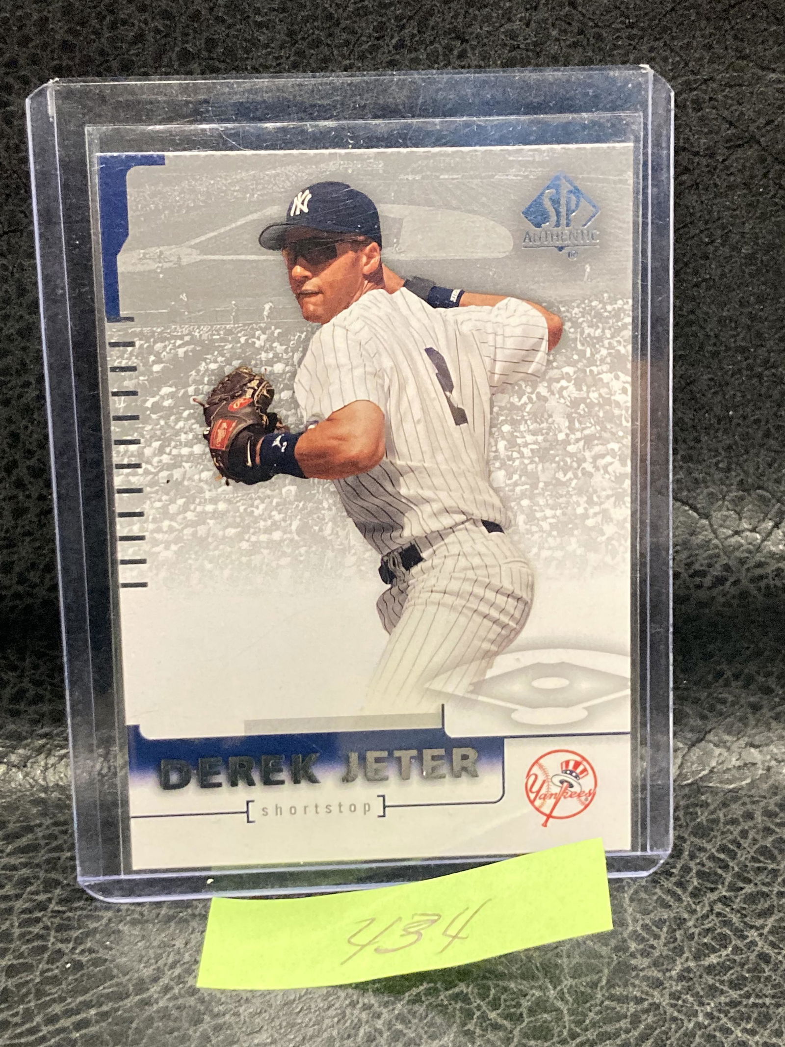 DEREK JETER 2004 SP AUTHENTIC #5 NEW YORK YANKEES (1 of 2)