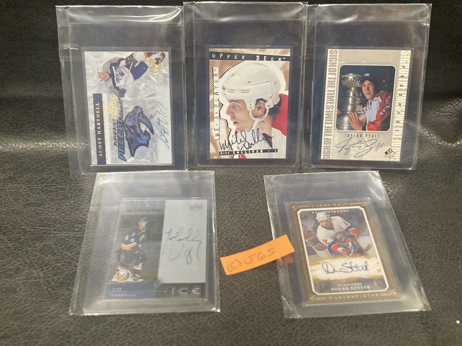Lot Of 5 Auto Hockey Cards (1 of 4)